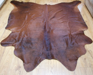 Hanlin brown cowhide skin rug