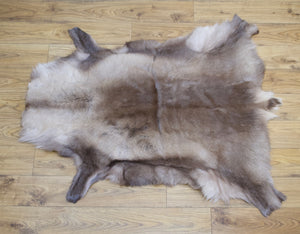 Hanlin Medium Reindeer Hide Reindeer Skin  Reindeer Rug
