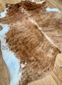 Hanlin Natural Exotic Cowhide Rug