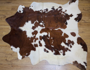Hanlin tri colour cowhide skin rug